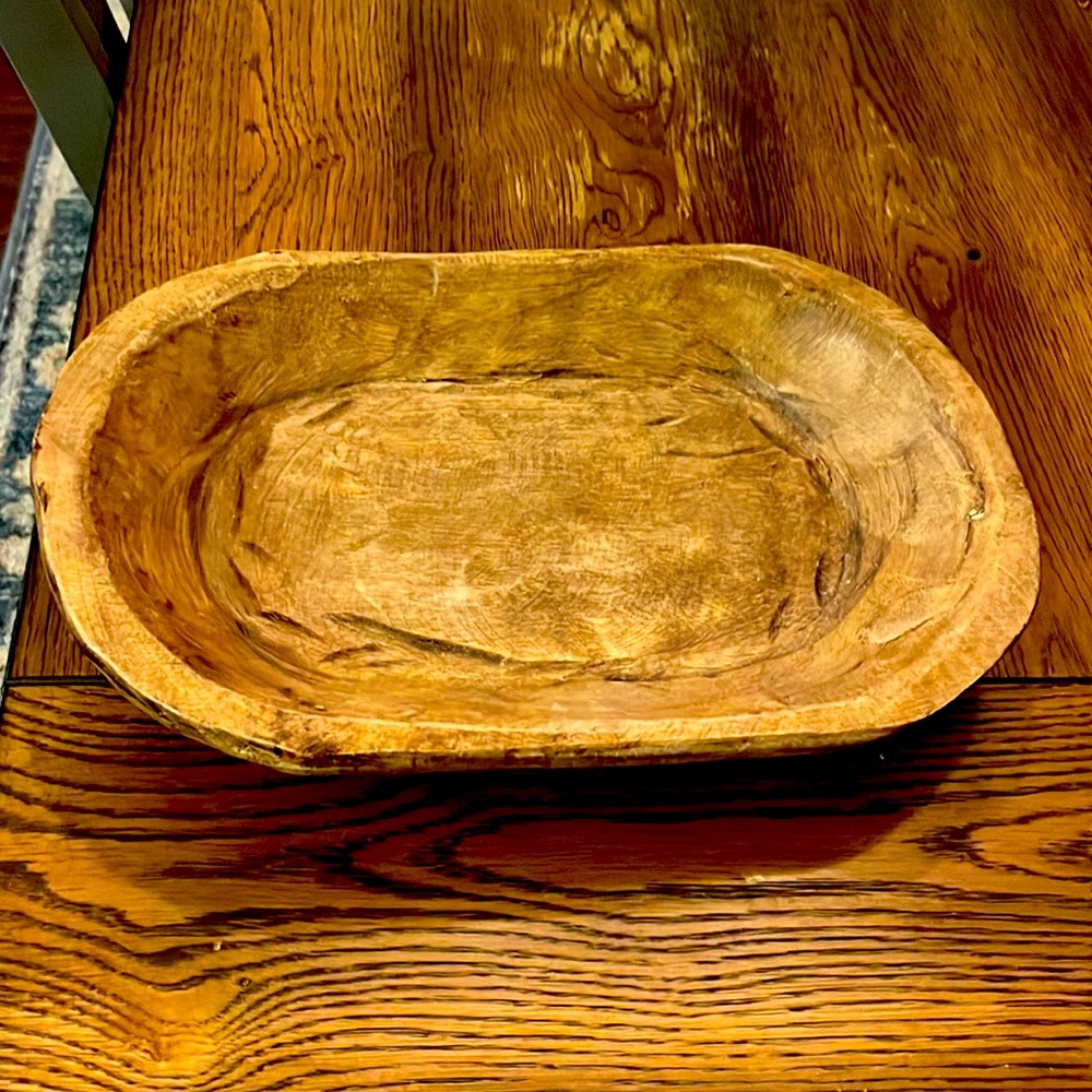 Decorative wood bowl